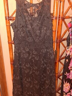 White House Black Market Black Floral Lace Midi Dress
